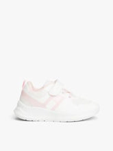UK4