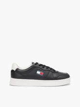 UK4