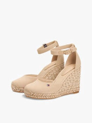 UK2.5