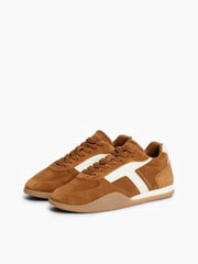 UK2.5