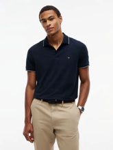 XS