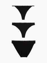 XS