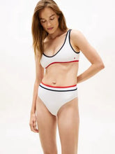 XS