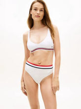 XS