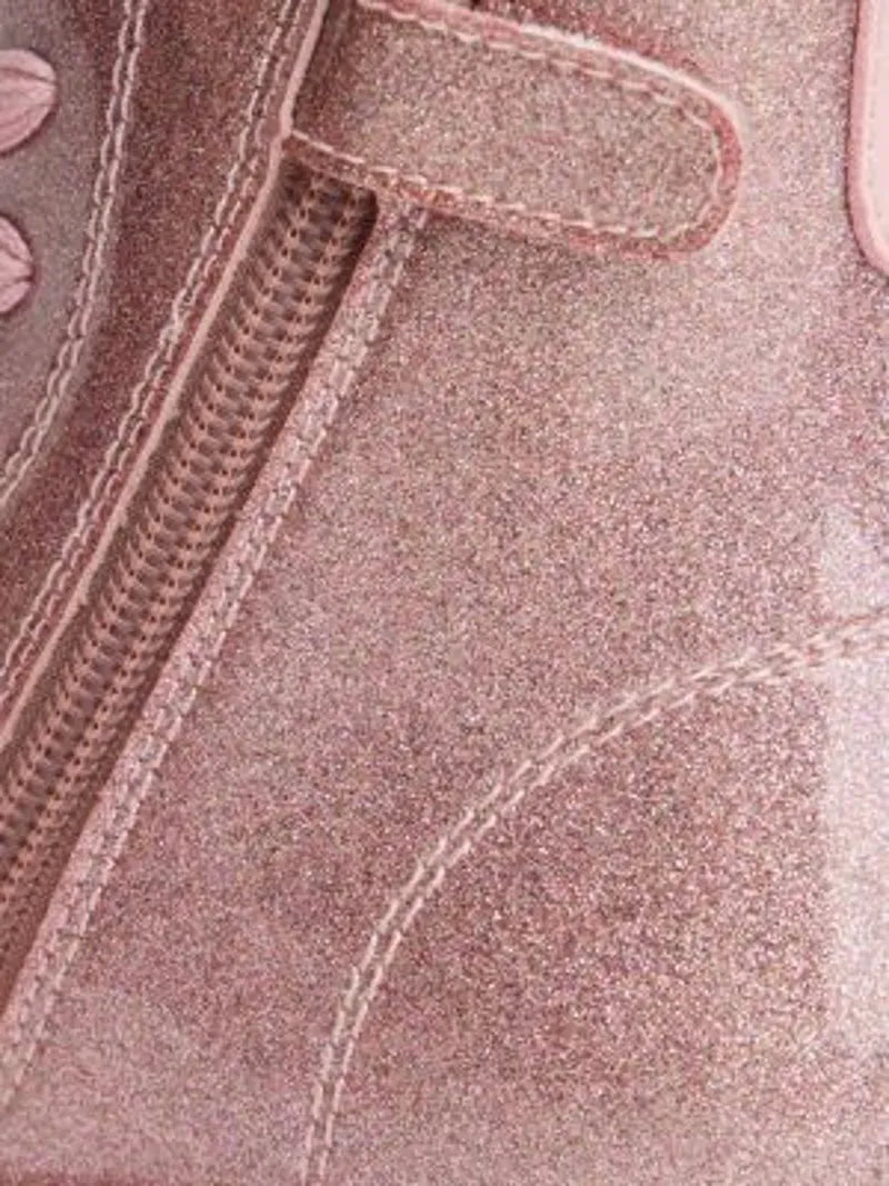 UK4