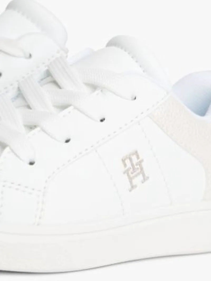 UK4