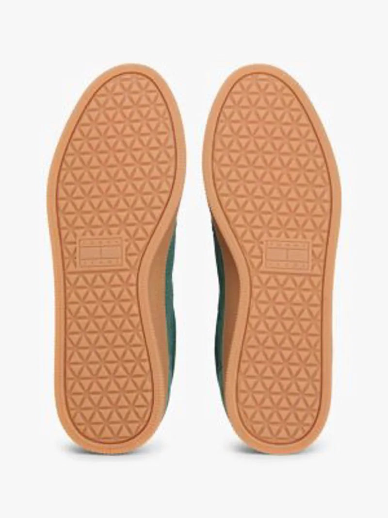 UK8