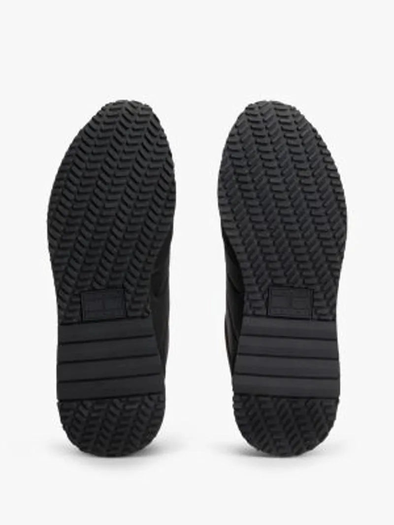 UK7
