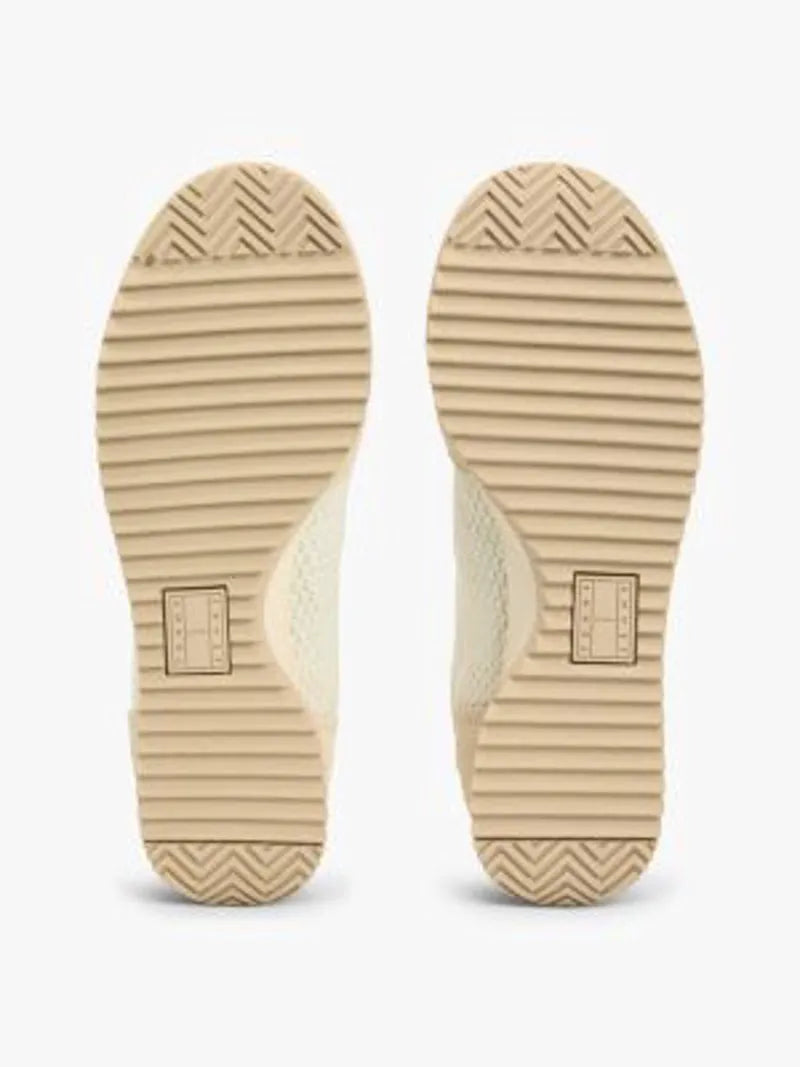 UK6