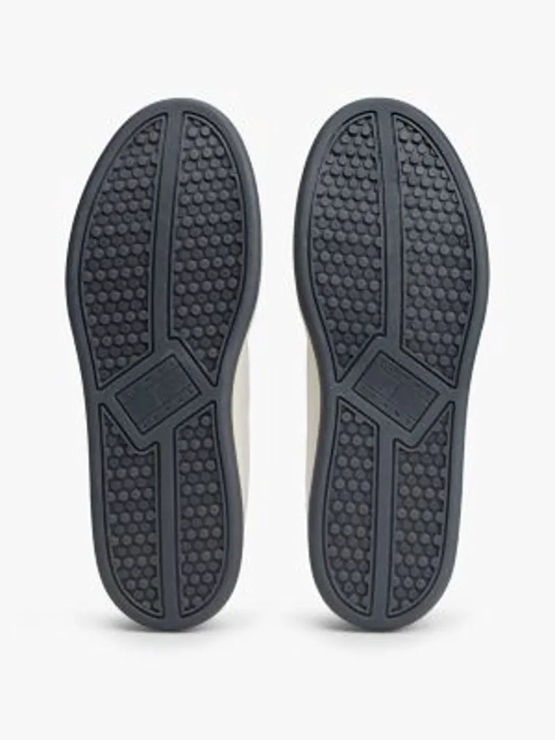 UK2.5