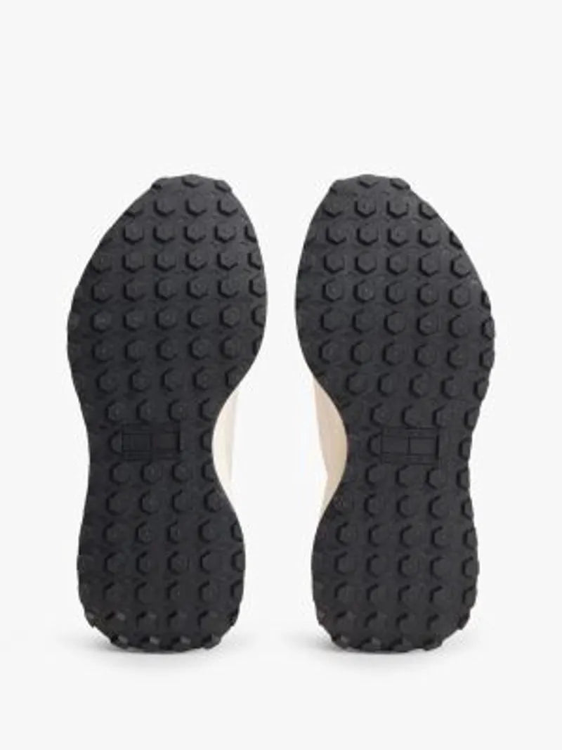 UK2.5
