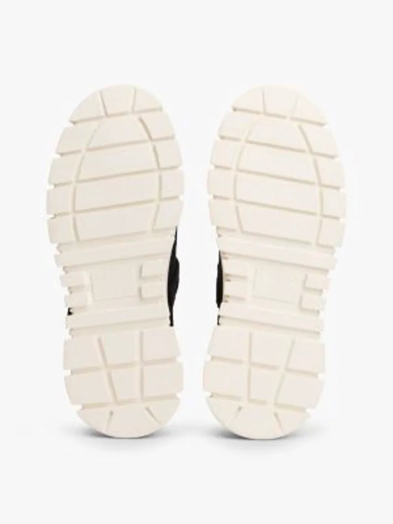 UK2.5