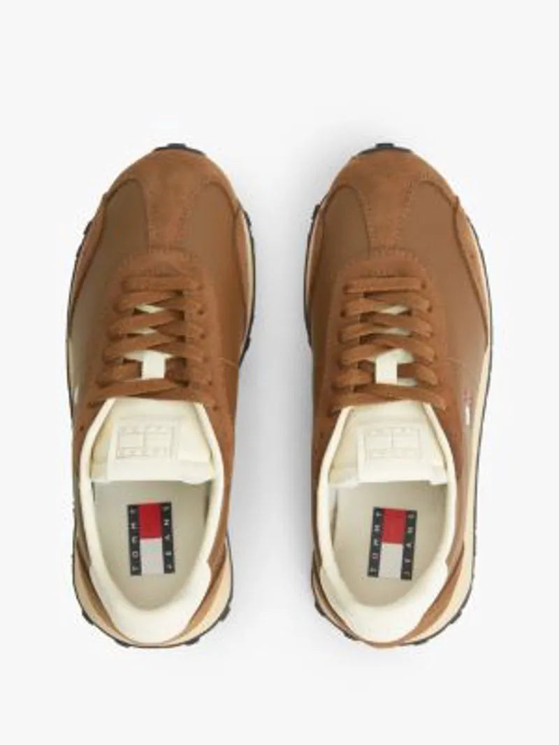 UK4