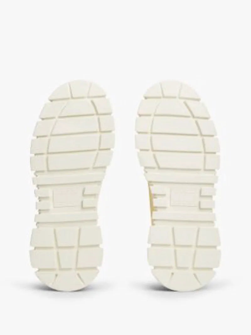 UK2.5