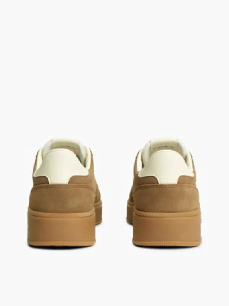 UK2.5