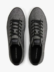 UK12