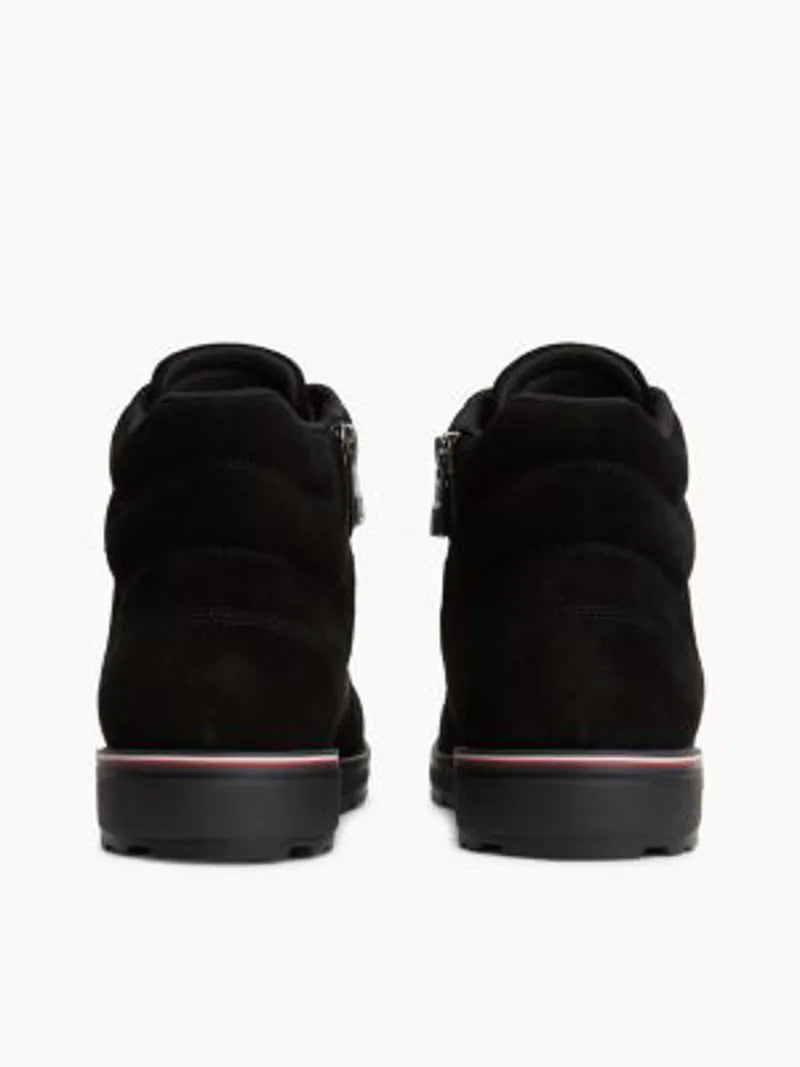 UK7