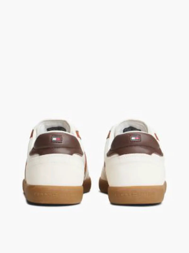 UK8