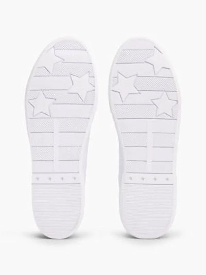 UK4