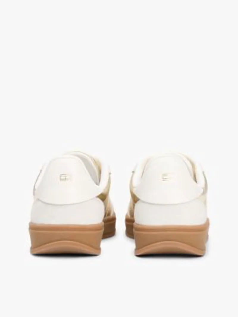 UK7