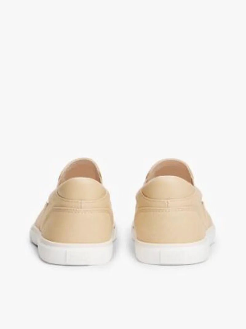 UK2.5