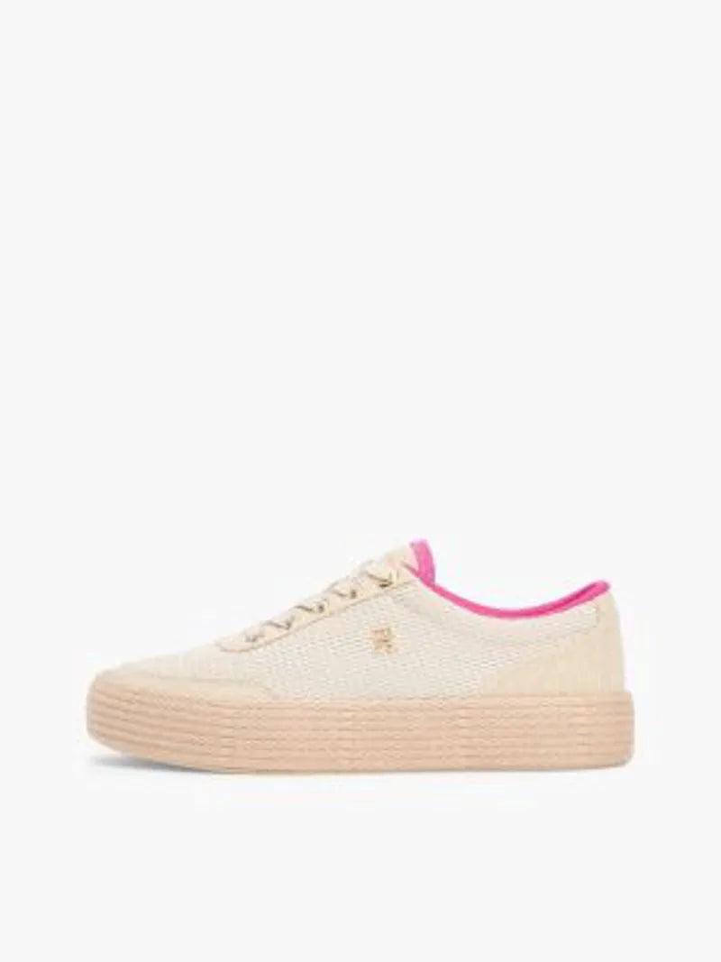 UK4