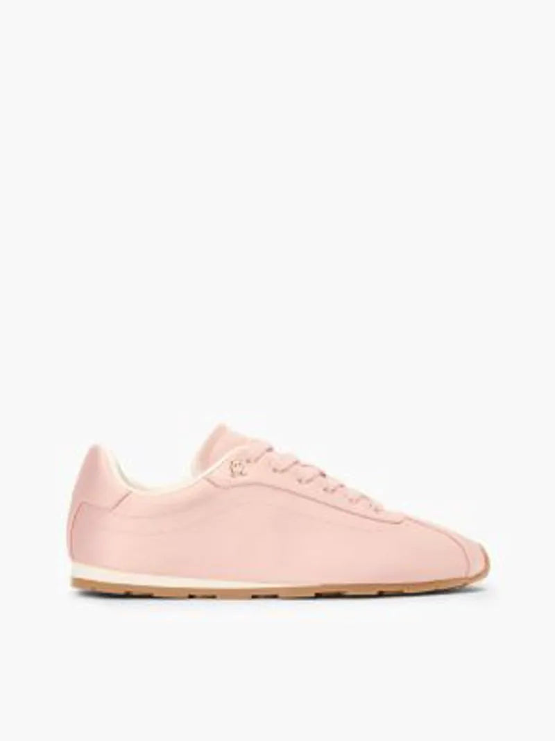 UK4