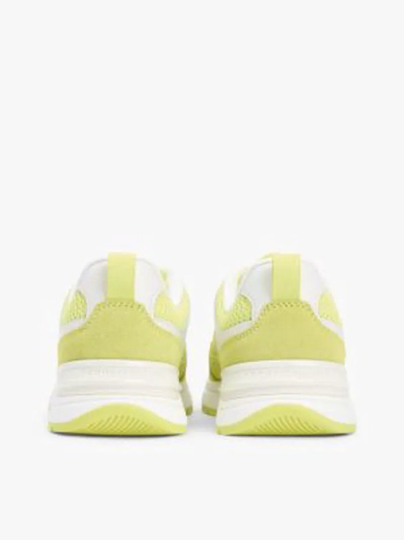 UK6