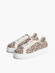 UK2.5