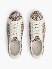 UK2.5