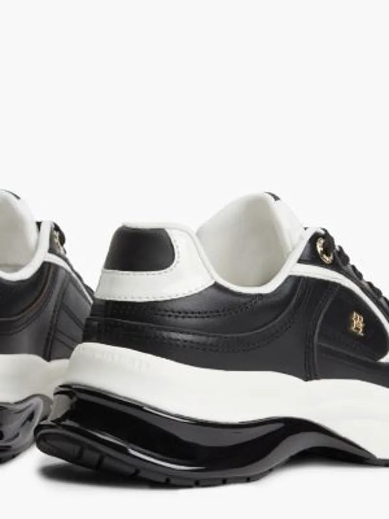 UK2.5