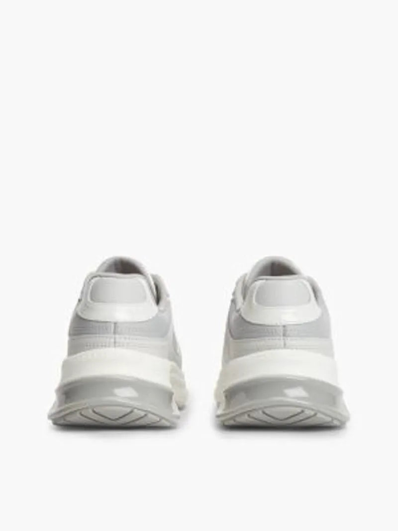UK2.5