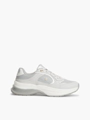 UK2.5