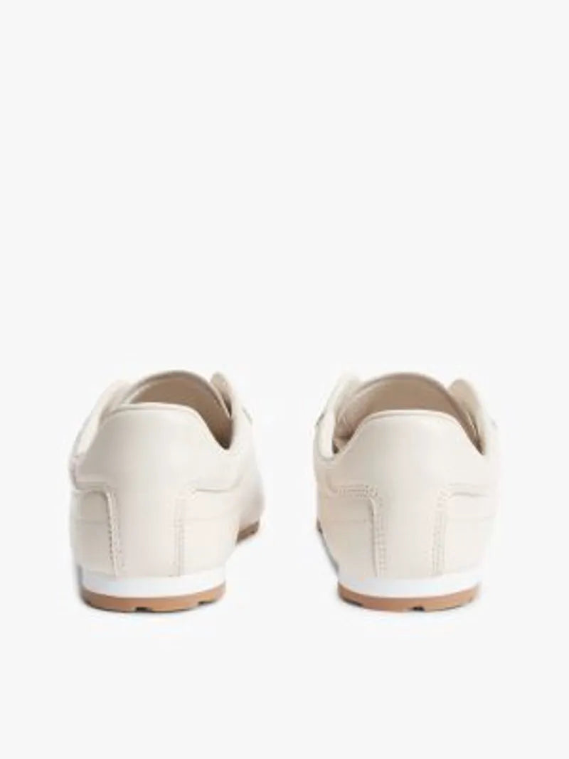 UK2.5