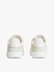 UK2.5