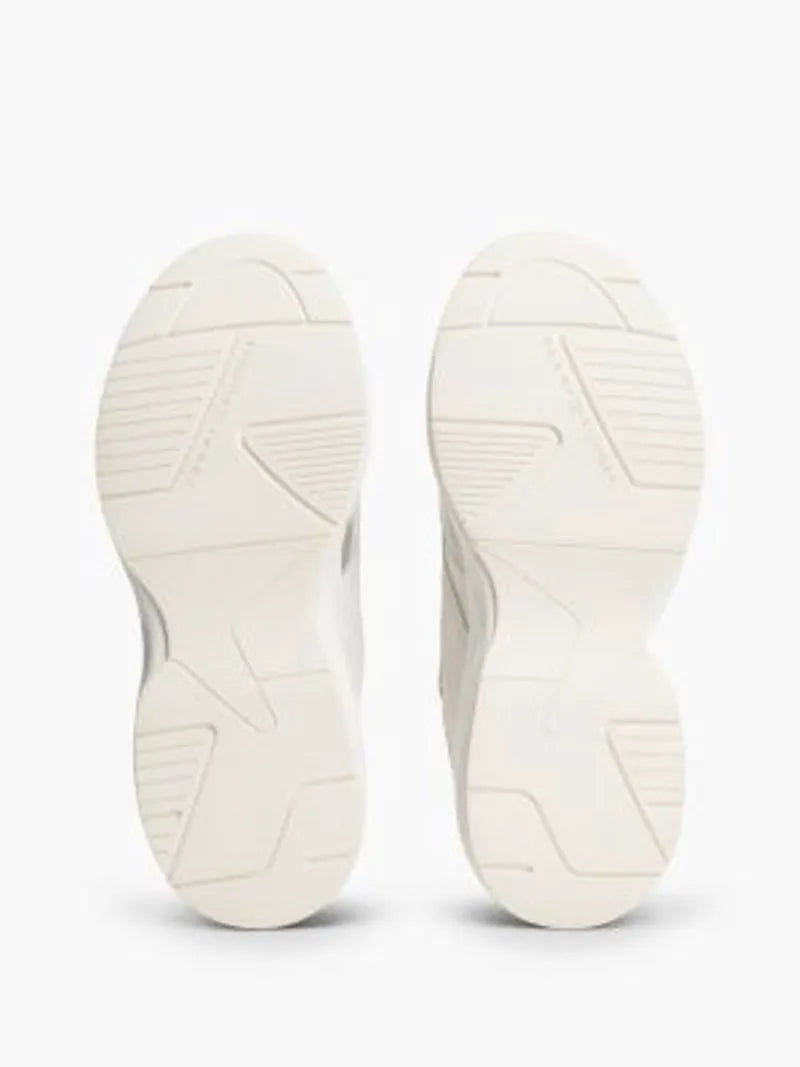 UK2.5