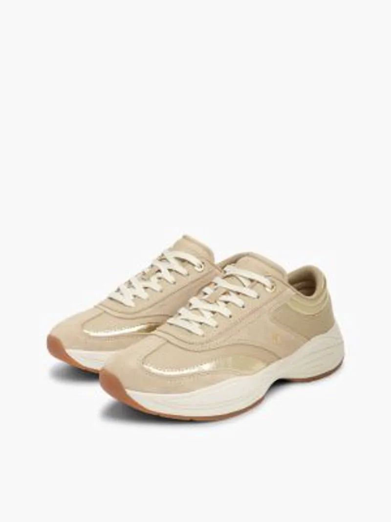 UK4