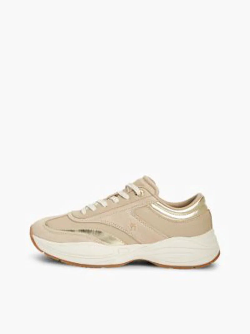 UK4