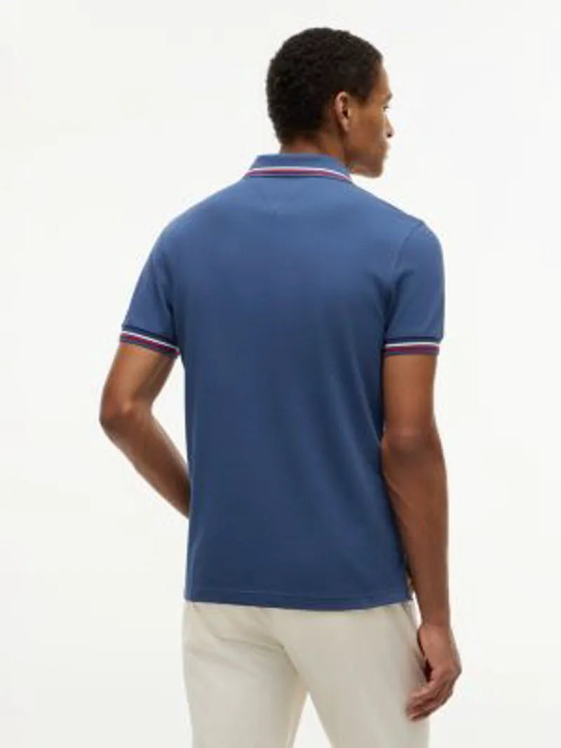 XS