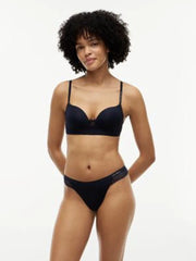 UK32A