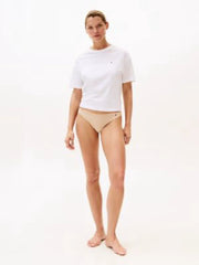 XS