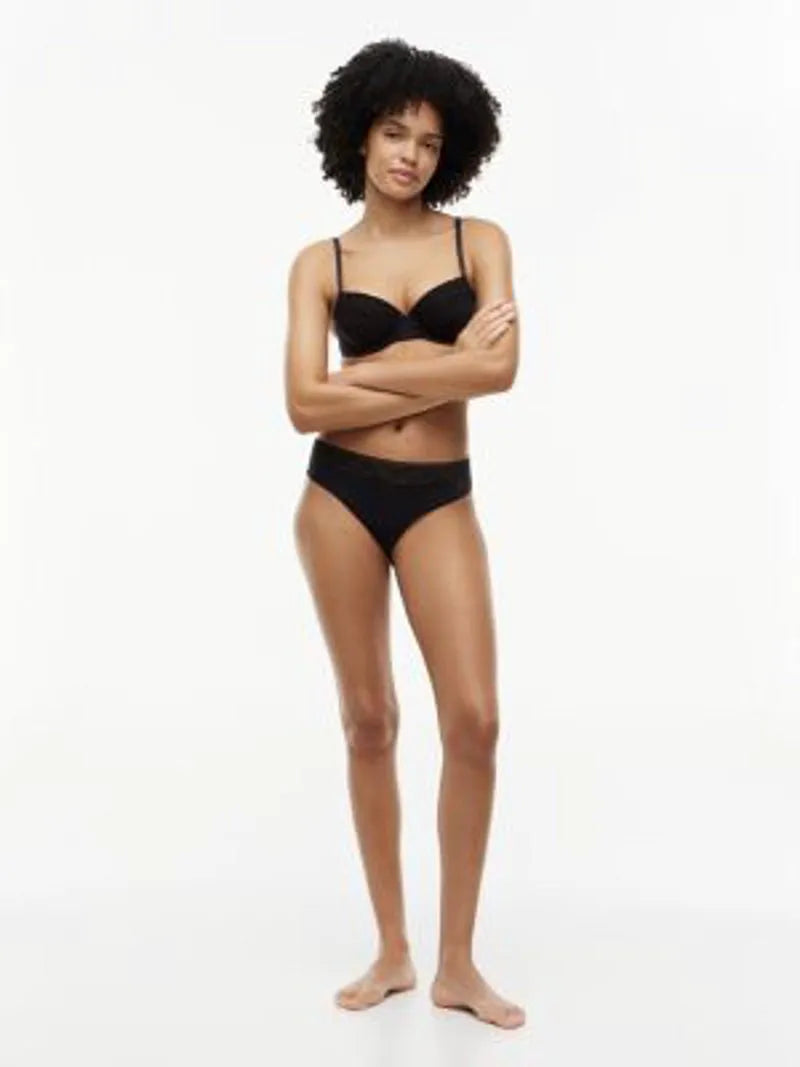 UK32C