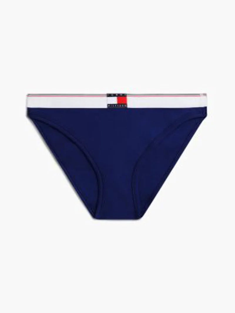 XS