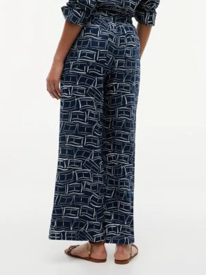XS
